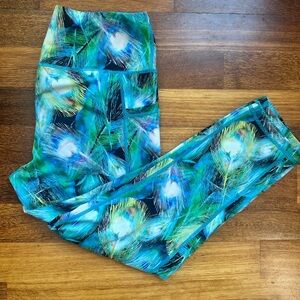Constantly Varied Gear-Retired-Peacock Capri Leggings. Size Medium